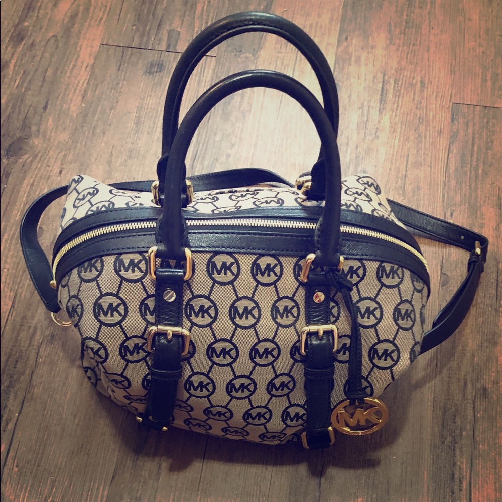 Michael Kors purse